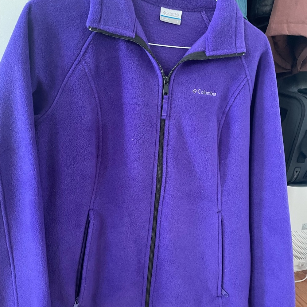 4 Columbia Women's fleece Jackets